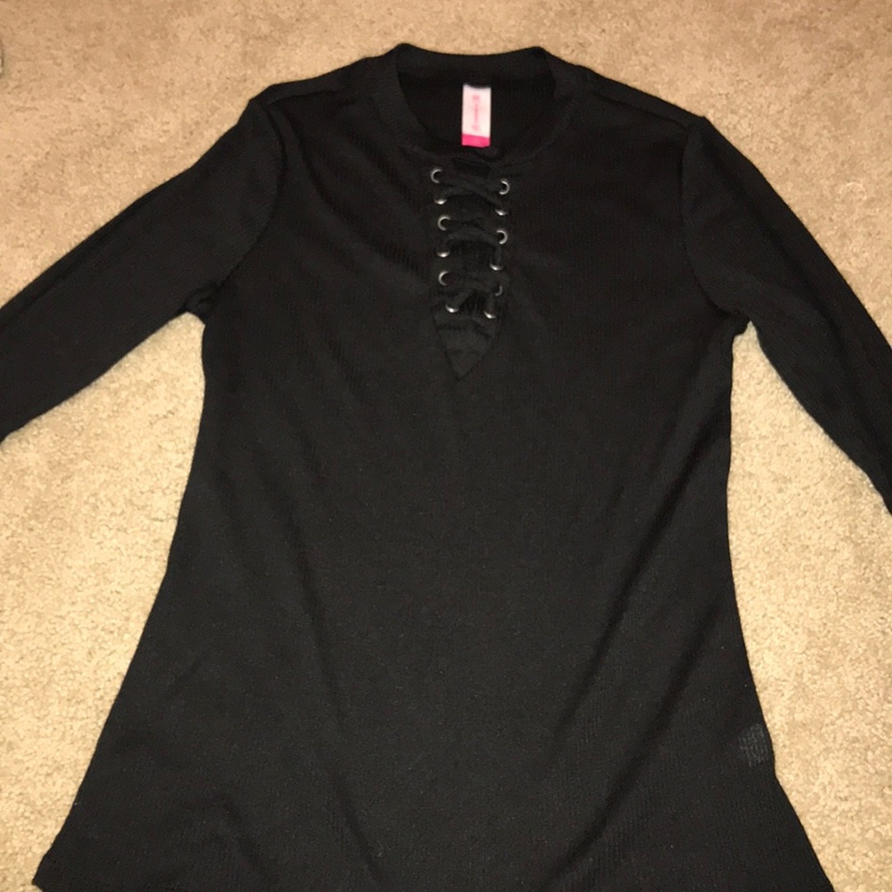Lace up long sleeve shirt